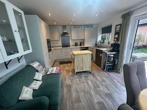 Photo 16- click for photo gallery